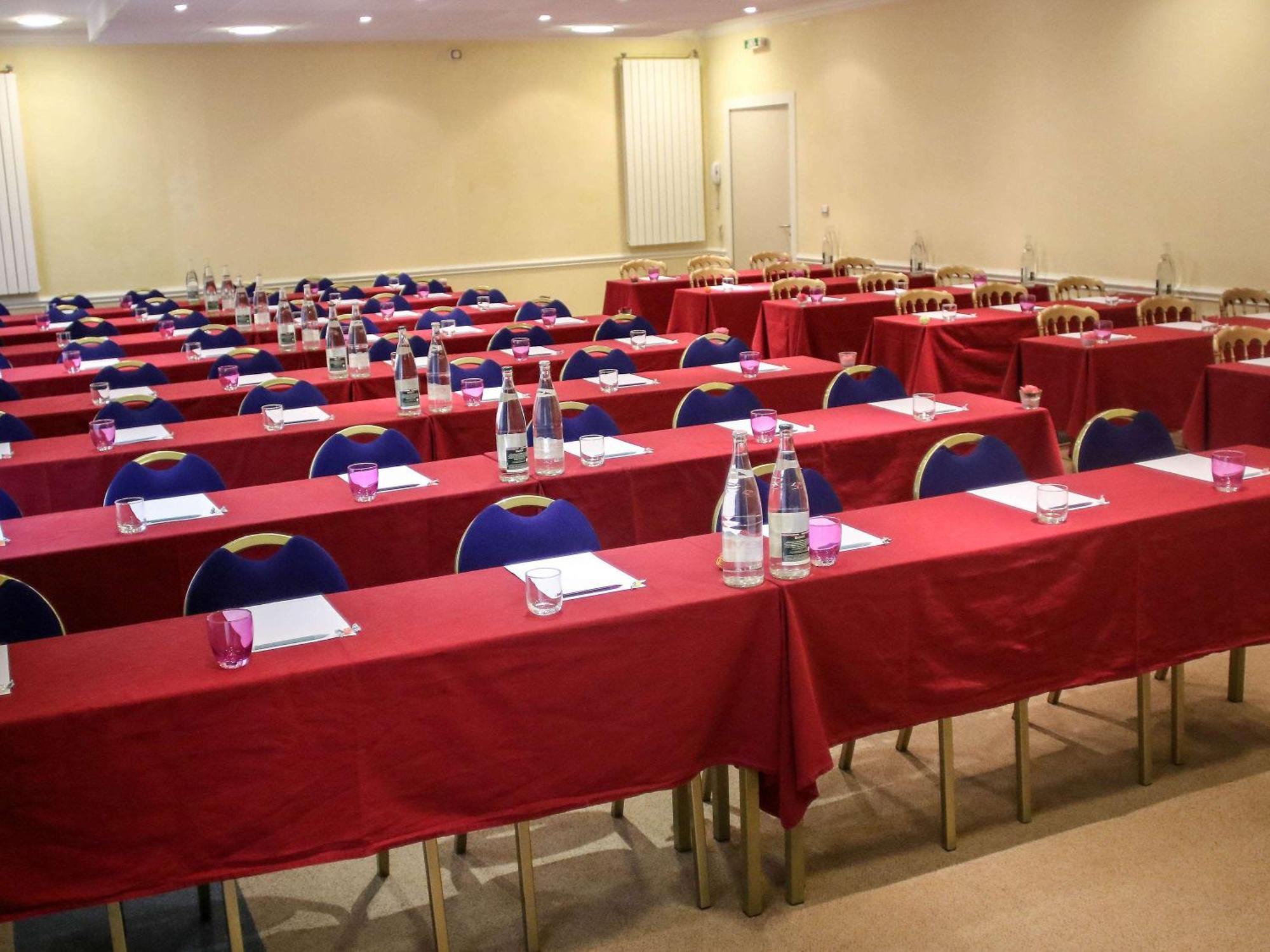 Hotel Mercure Saint-Nectaire Spa & Bien-Etre المظهر الخارجي الصورة